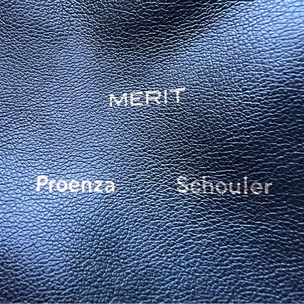 Merit x Proenza Schouler Bag Cosmetic Limited Edition Reversible Vegan Leather - Picture 3 of 11